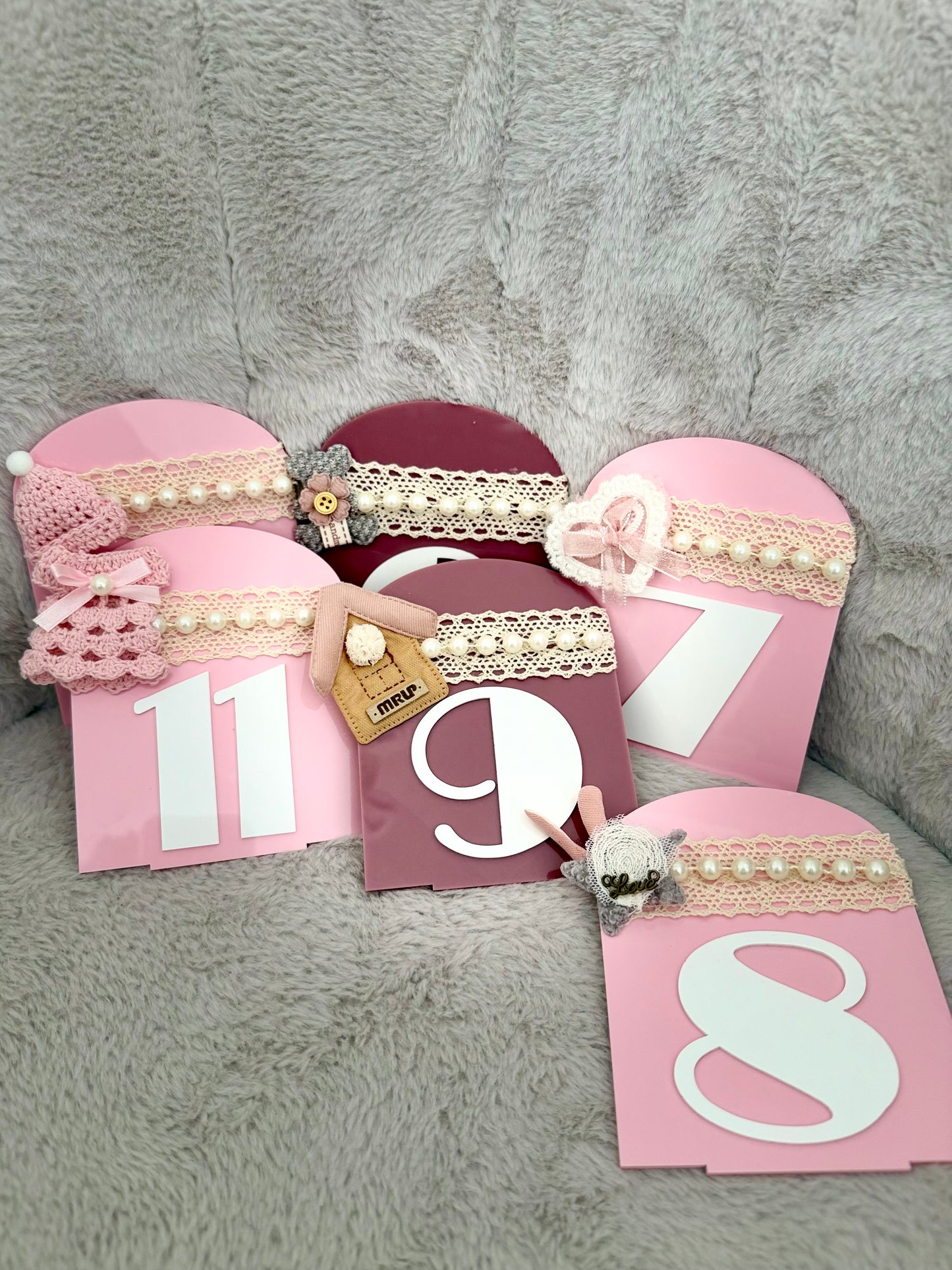 Acrylic Baby Milestone Set  Monthly Keepsake Arch Signs